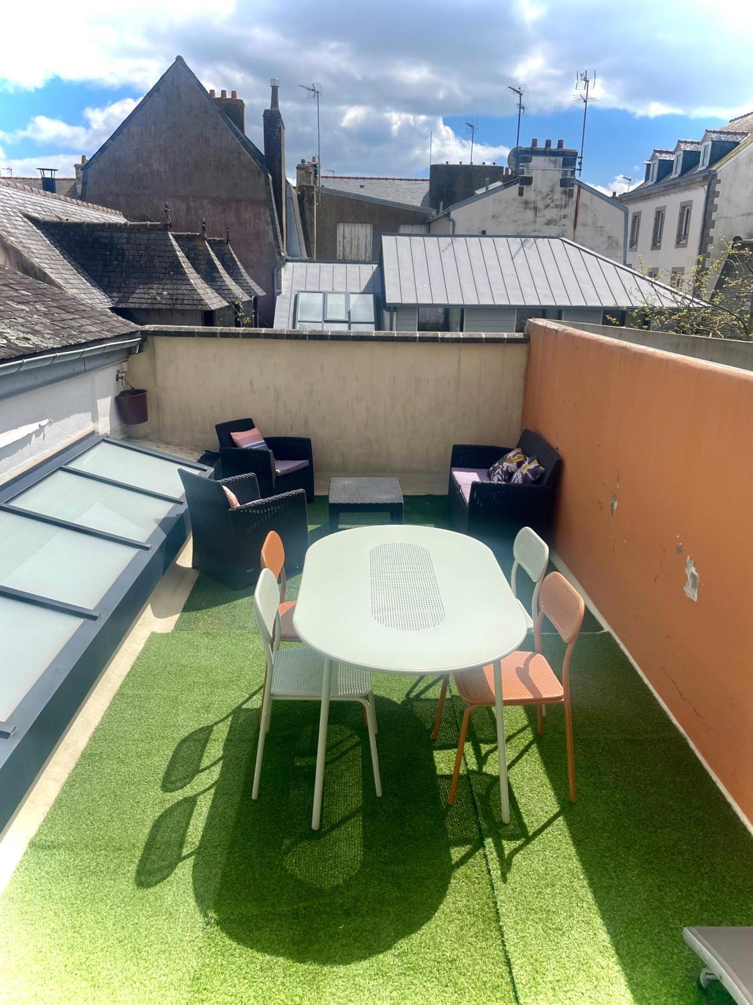 Apartment Avec Terrasse Entre Centre-ville Et Plages De Concarneau